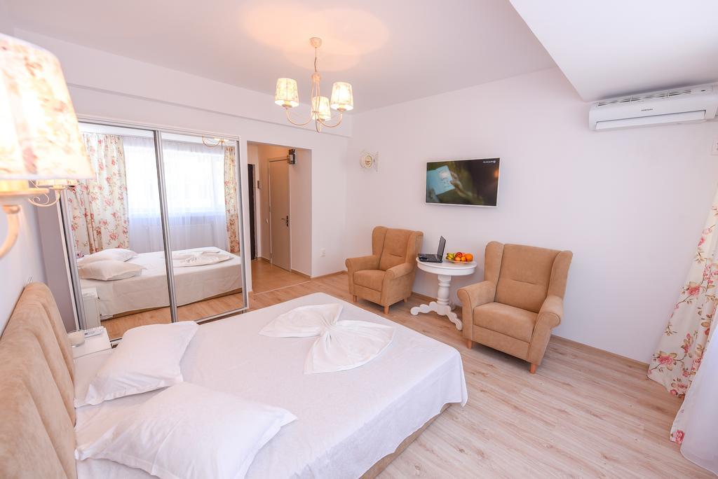 Grand Apartment