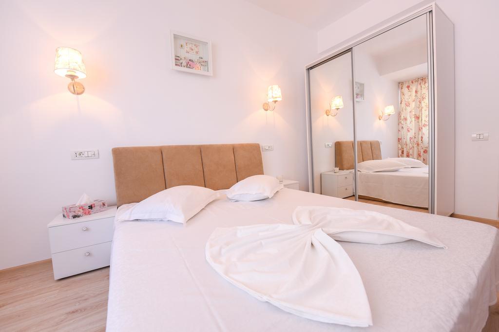 Grand Apartment